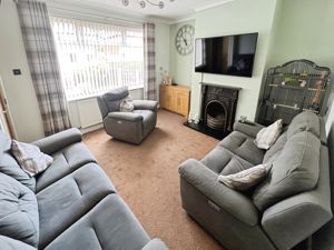 Lounge- click for photo gallery